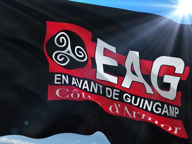 足球欧洲豪门宣布亏损，财政危机加深